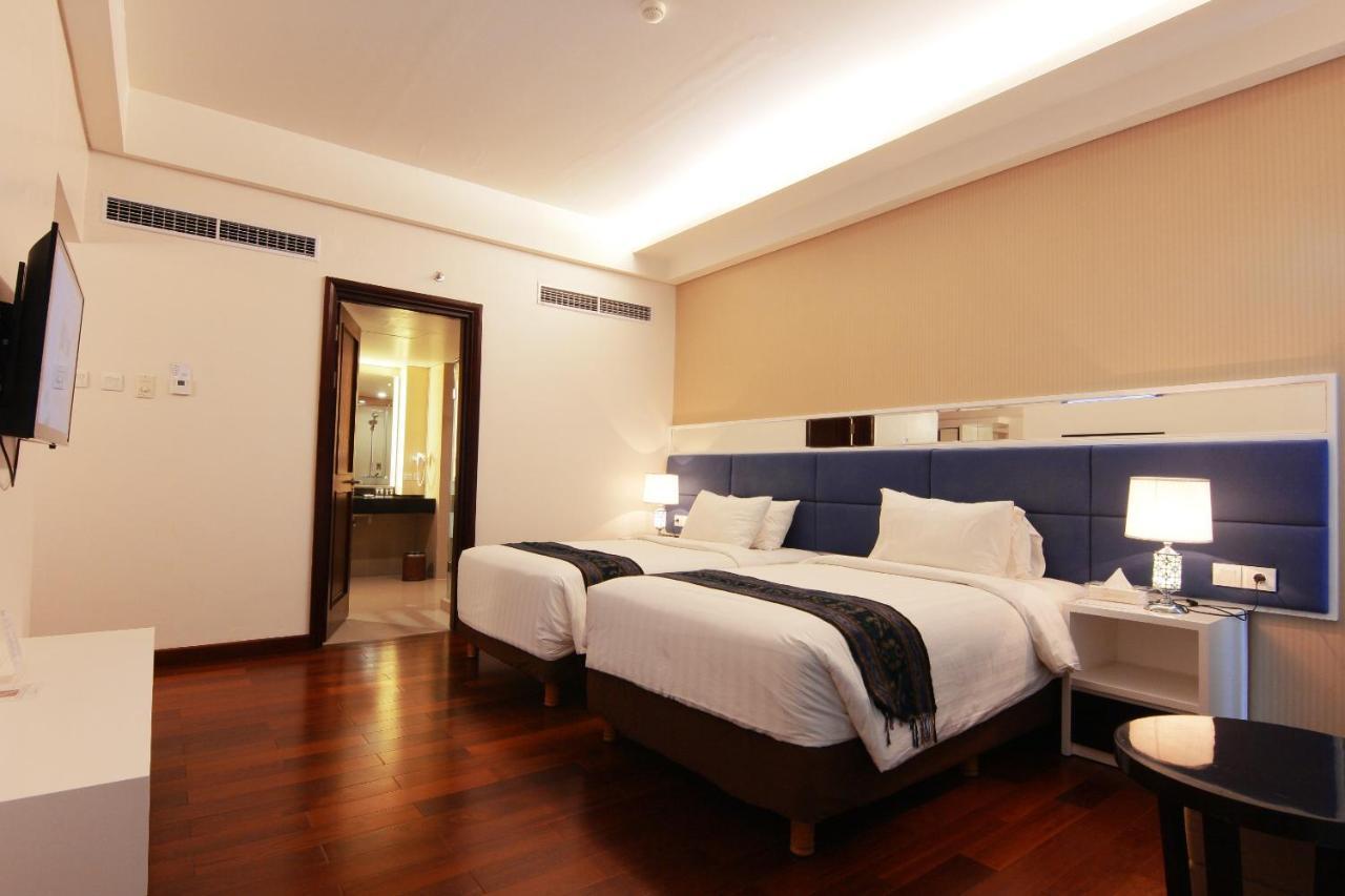 Golden Palace Hotel Lombok Mataram Exteriér fotografie